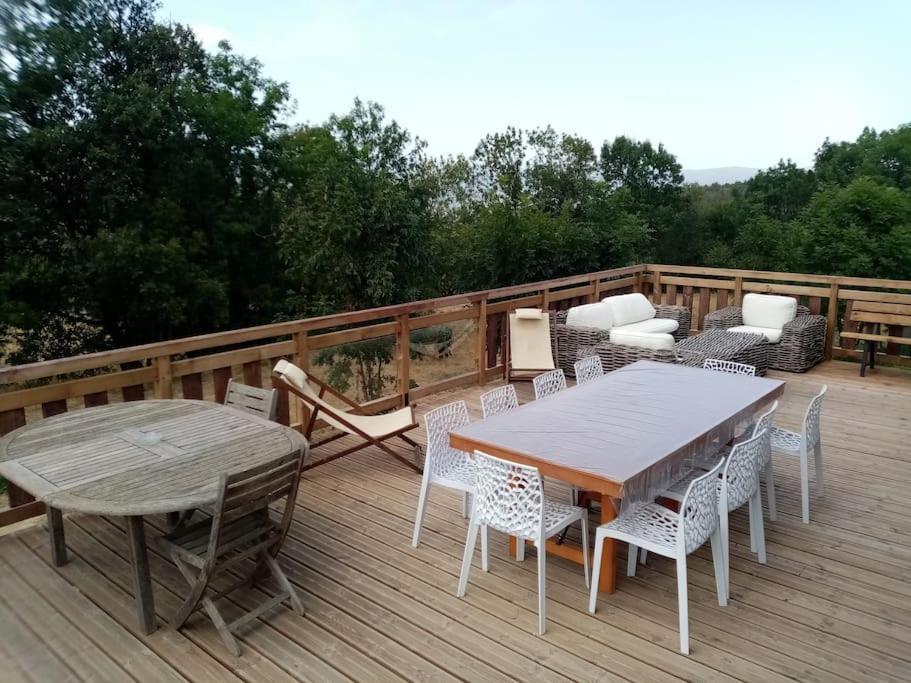 Chalet El Cant Dels Ocells Fillols Exterior photo